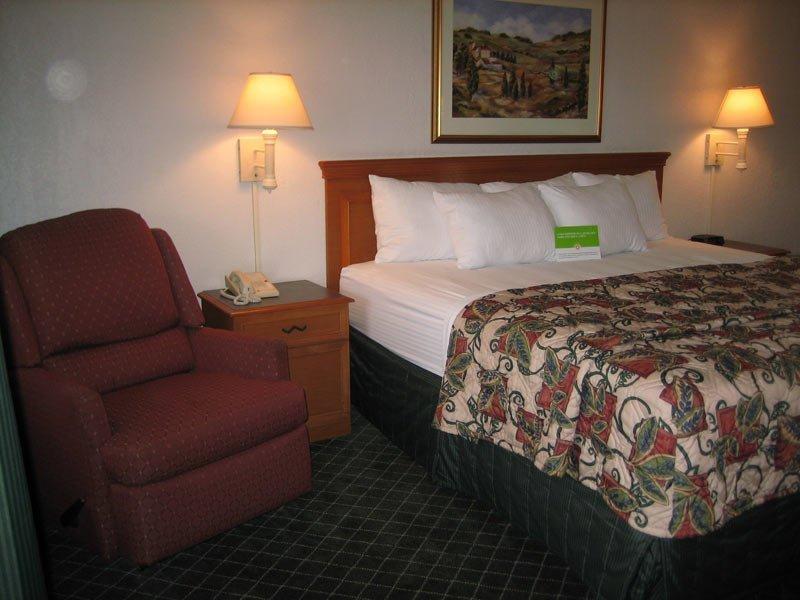 La Quinta By Wyndham Mcallen La Plaza Mall Ruang foto