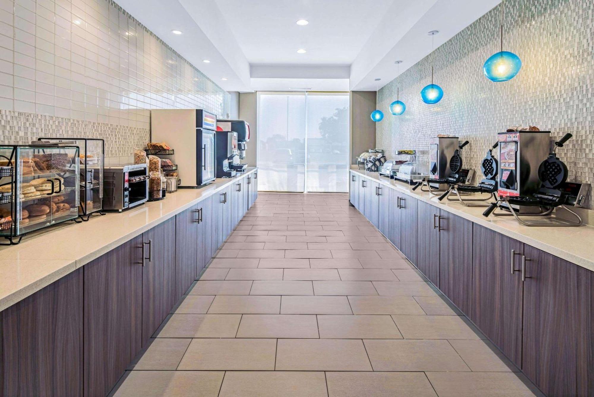 La Quinta By Wyndham Mcallen La Plaza Mall Bagian luar foto