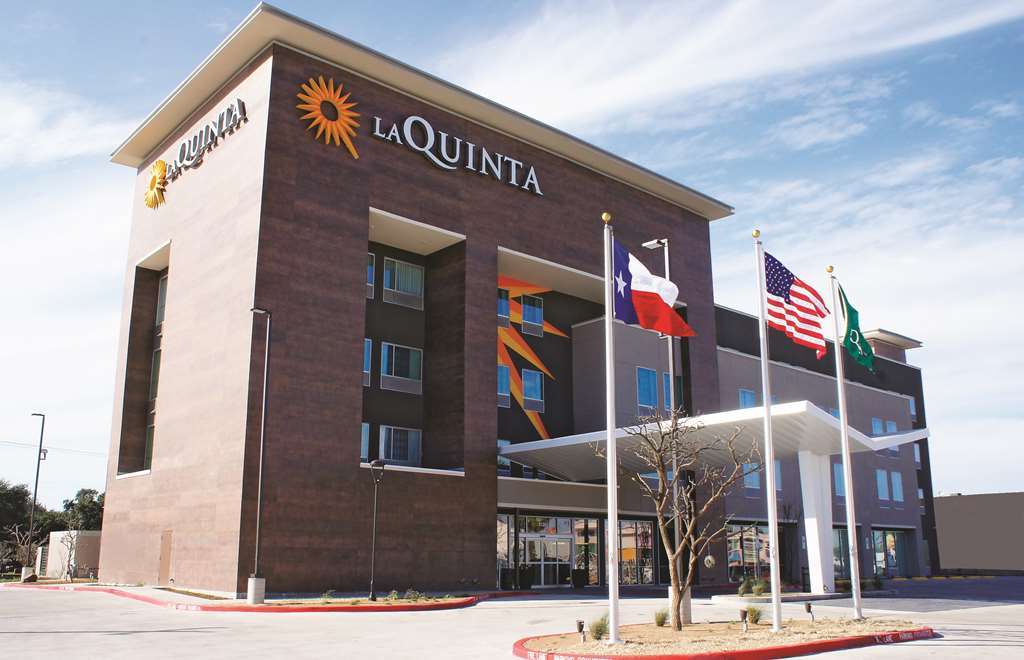 La Quinta By Wyndham Mcallen La Plaza Mall Bagian luar foto