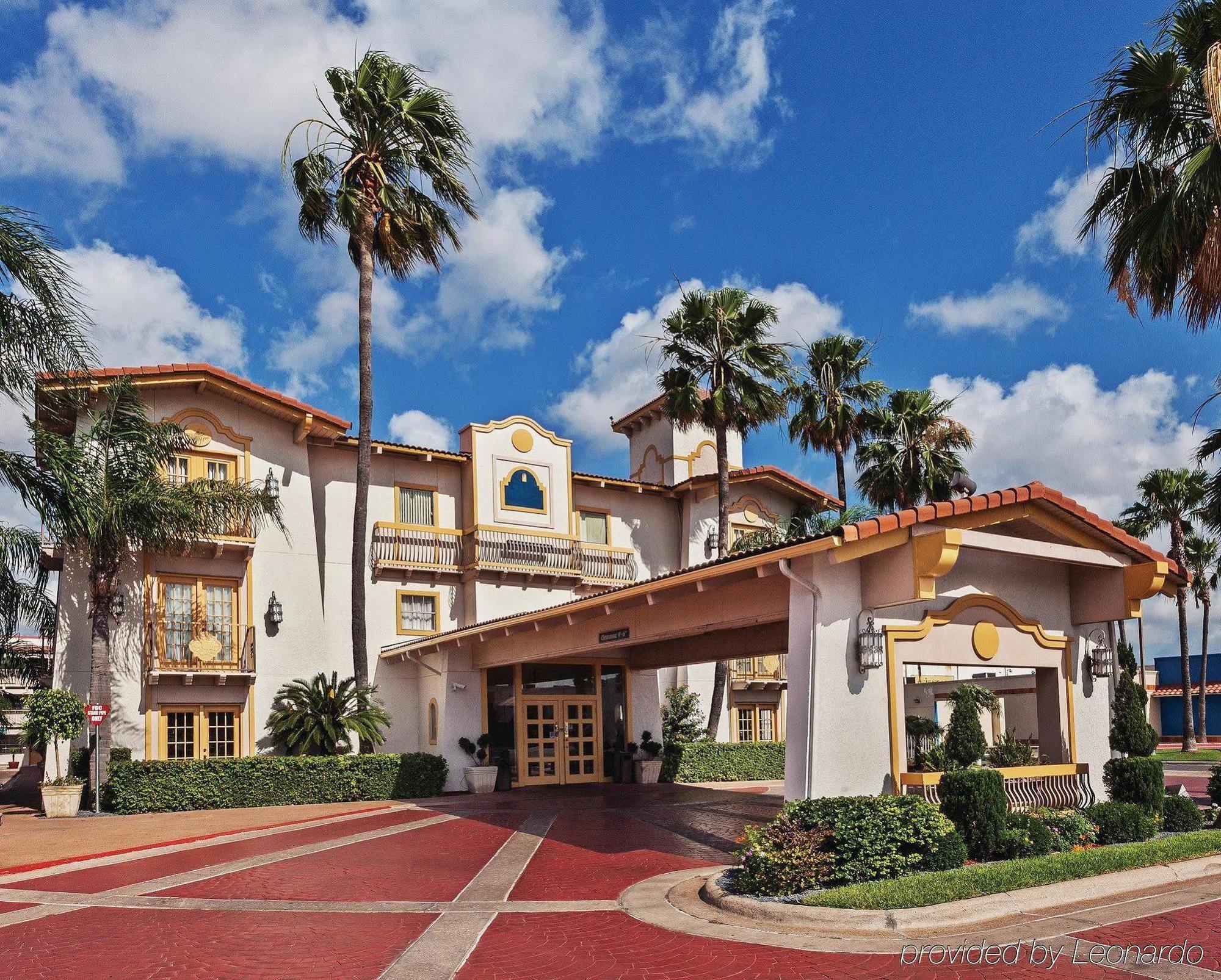 La Quinta By Wyndham Mcallen La Plaza Mall Bagian luar foto